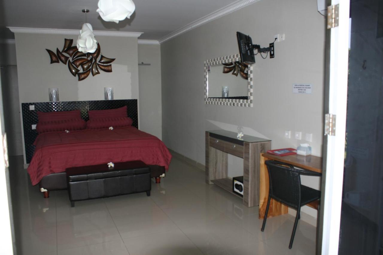 Silver Fern Beach Retreat Sekotong Exterior foto