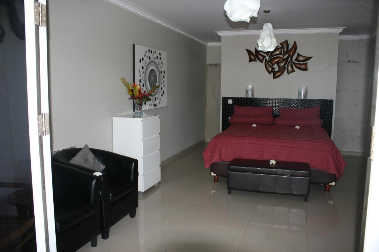 Silver Fern Beach Retreat Sekotong Exterior foto